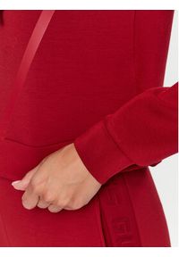 Guess Bluza New Alisa V2YQ08 K7UW2 Czerwony Regular Fit. Kolor: czerwony. Materiał: wiskoza #4