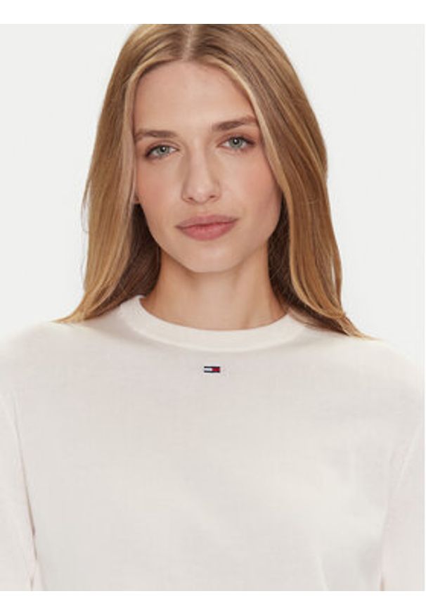 Tommy Jeans Sweter Essential DW0DW20159 Écru Regular Fit. Materiał: bawełna