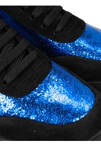 Geox Sneakersy "Rubidia" | D84APD 021Y2 | Rubidia | Kobieta | Czarny, Niebieski. Kolor: niebieski, wielokolorowy, czarny. Materiał: skóra. Szerokość cholewki: normalna. Wzór: aplikacja #3