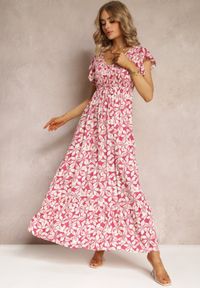 Renee - Różowa Rozkloszowana Sukienka z Wiskozy w Kwiaty Ghedjed. Kolor: różowy. Materiał: wiskoza. Wzór: kwiaty. Długość: maxi #1