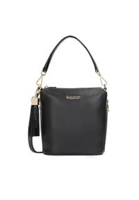 Kazar - Czarna listonoszka na ramię z dwóch rodzajów skór. Kolor: czarny. Dodatki: z breloczkiem. Materiał: lakierowane, skórzane. Styl: elegancki. Rodzaj torebki: na ramię #1