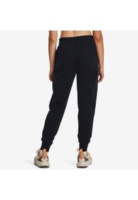 Under Armour - Spodnie fitness damskie UA Rival Fleece. Kolor: czarny. Materiał: dresówka. Sport: fitness