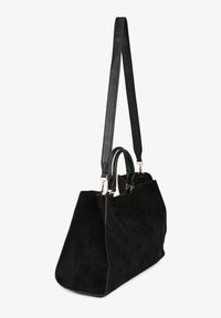 Renee - Czarna Torebka Typu Shopper z Imitacji Zamszu z Rączkami i Paskiem Crossbody Temige. Kolor: czarny. Materiał: zamszowe. Styl: klasyczny, biznesowy, casual, elegancki #3