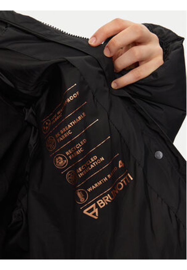 BRUNOTTI - Brunotti Kurtka zimowa Miri 2422180105 Czarny Regular Fit. Kolor: czarny. Materiał: syntetyk. Sezon: zima