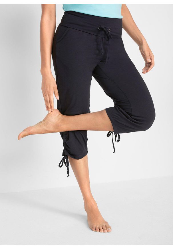 bonprix - Spodnie rybaczki z marszczeniem, z mieszanki wiskozy. Kolor: czarny. Materiał: wiskoza