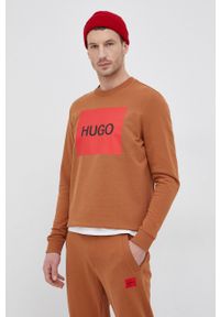 Hugo Bluza bawełniana męska kolor brązowy z nadrukiem. Okazja: na co dzień. Kolor: brązowy. Materiał: bawełna. Wzór: nadruk. Styl: casual