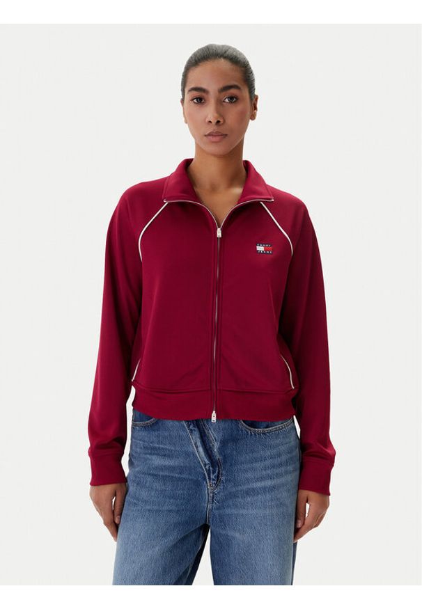 Tommy Jeans Bluza Badge DW0DW21930 Bordowy Regular Fit. Kolor: czerwony. Materiał: syntetyk