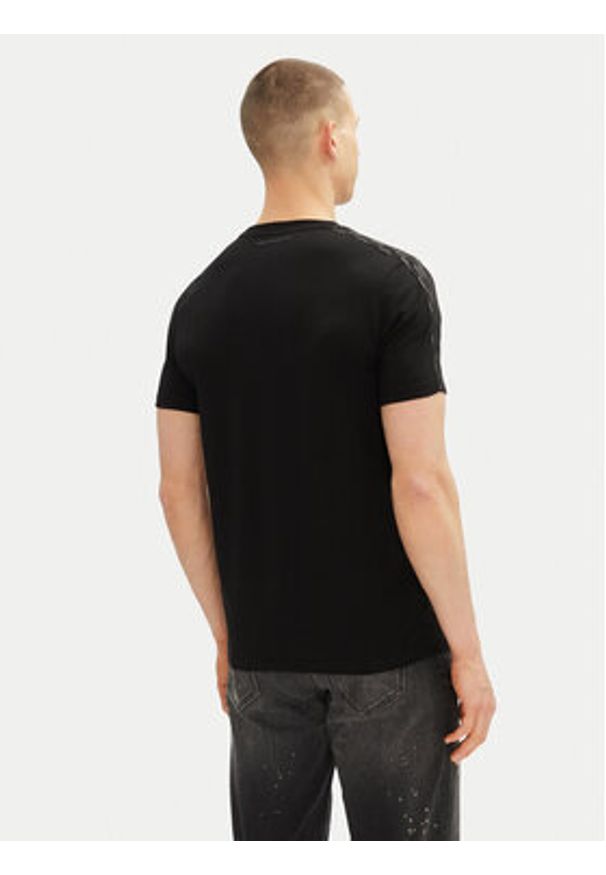 Karl Lagerfeld - KARL LAGERFELD T-Shirt 755053 552221 Czarny Regular Fit. Typ kołnierza: dekolt w karo. Kolor: czarny. Materiał: bawełna