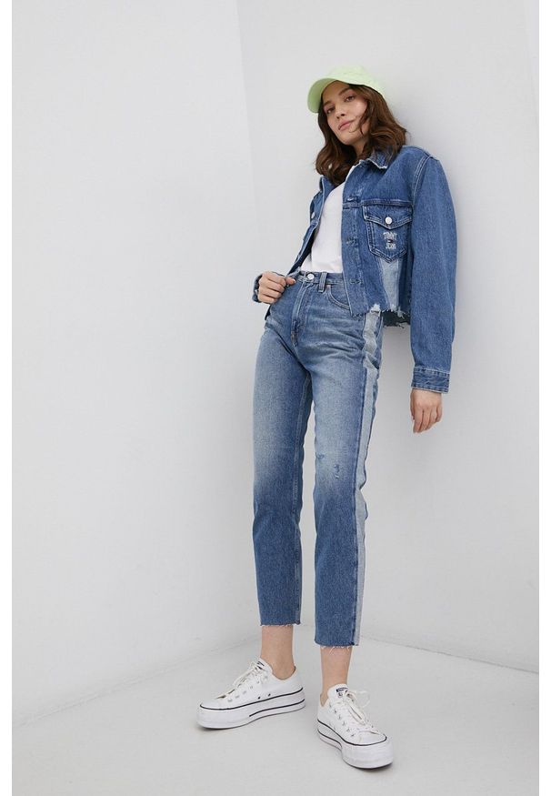 Tommy Jeans Kurtka jeansowa damska przejściowa. Okazja: na co dzień. Kolor: niebieski. Styl: casual