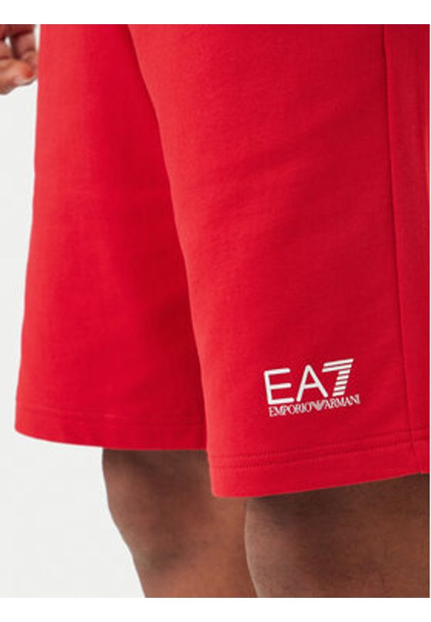 EA7 Emporio Armani Szorty sportowe 8NPS65 PJVRZ U5072 Czerwony Regular Fit. Kolor: czerwony. Materiał: bawełna. Styl: sportowy