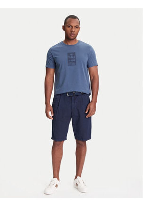 Guess T-Shirt M5YI67 KBW41 Niebieski Regular Fit. Kolor: niebieski. Materiał: bawełna