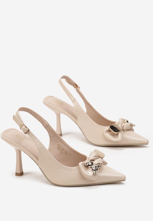 Born2be - Beżowe Sandały na Szpilce z Kokardką w Metalowe Wstawki Hermintia. Kolor: beżowy. Obcas: na szpilce. Styl: glamour