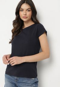 Born2be - Granatowy Bawełniany Klasyczny T-shirt Lunolia. Okazja: na co dzień. Kolor: niebieski. Materiał: bawełna. Wzór: gładki. Styl: klasyczny #6