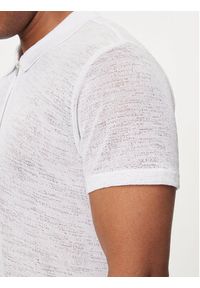 Guess Polo M4GP24 R7400 Biały Regular Fit. Typ kołnierza: polo. Kolor: biały. Materiał: syntetyk #2