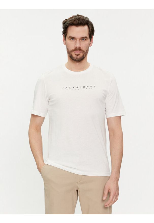 Jack & Jones - Jack&Jones T-Shirt Setra 12247985 Biały Standard Fit. Kolor: biały. Materiał: bawełna