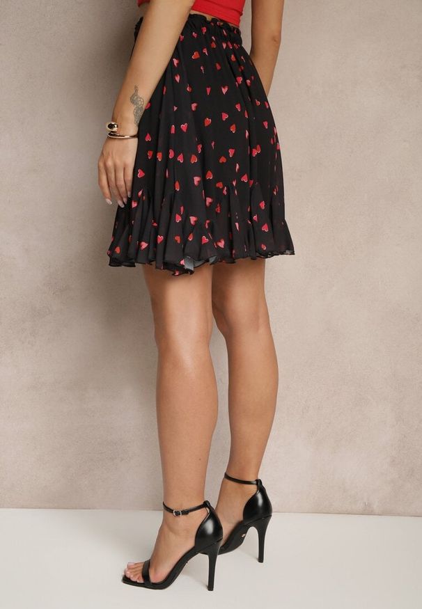 Renee - Czarno-Czerwona Spódnica Rozkloszowana Zdobiona Falbanką Avelsela. Okazja: do pracy, na spotkanie biznesowe. Kolor: czarny. Wzór: aplikacja. Styl: biznesowy, klasyczny, elegancki