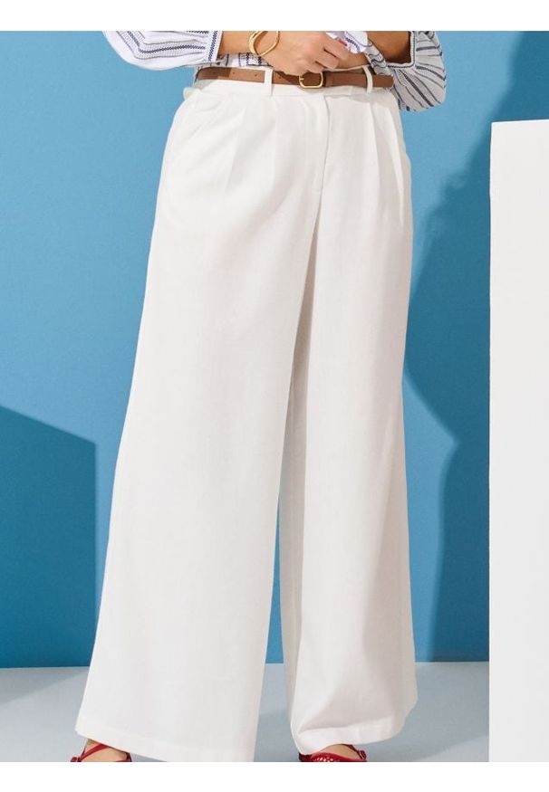 Sinsay - Spodnie wide leg z domieszką lnu - kremowy. Kolor: kremowy. Materiał: len