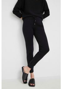 Lauren Ralph Lauren Spodnie damskie kolor czarny dopasowane high waist. Stan: podwyższony. Kolor: czarny. Materiał: dzianina