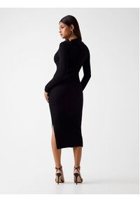 Guess Sukienka codzienna 180176 Czarny Classic Fit. Okazja: na co dzień. Kolor: czarny. Typ sukienki: proste. Styl: casual #2