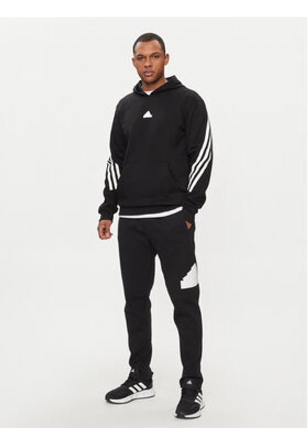 Adidas - adidas Spodnie dresowe Future Icons IN3322 Czarny Regular Fit. Kolor: czarny. Materiał: bawełna