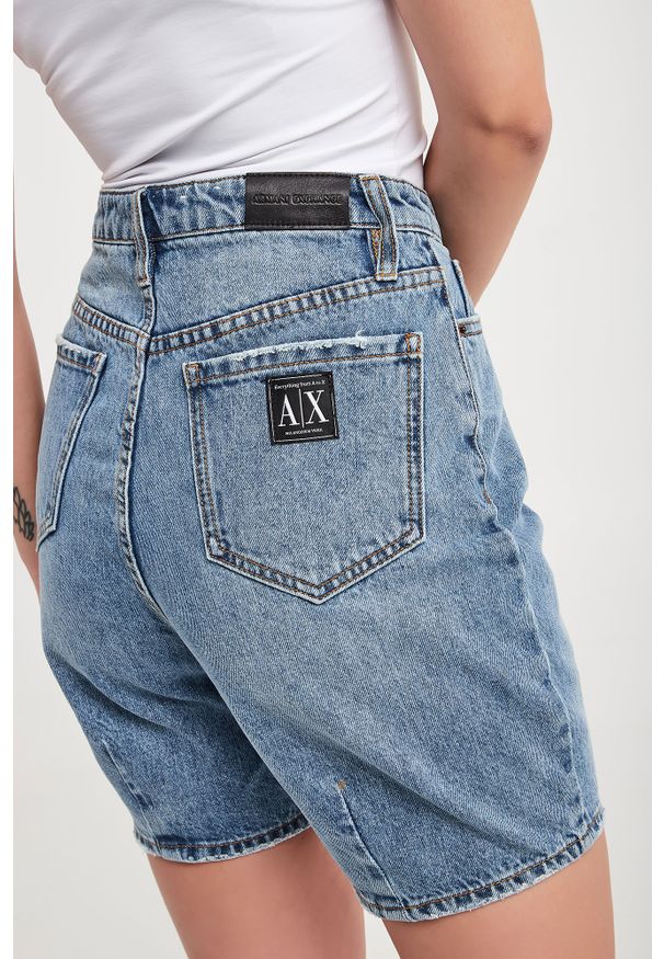Armani Exchange - Spodenki jeansowe ARMANI EXCHANGE. Materiał: jeans