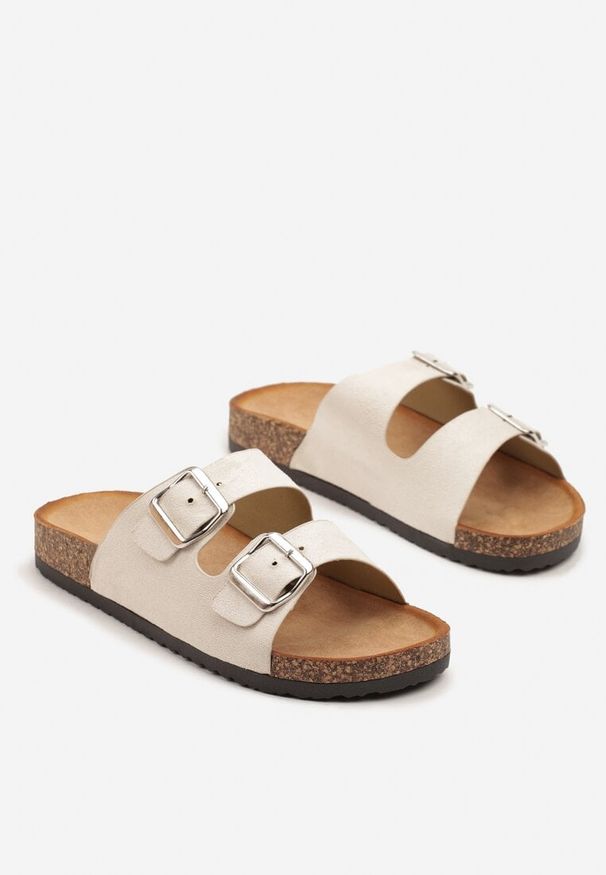 Born2be - Beżowe Klapki na Grubej Korkowej Podeszwie z Dwoma Paskami Ivelimi. Okazja: na co dzień. Kolor: beżowy. Materiał: skóra. Styl: elegancki, casual