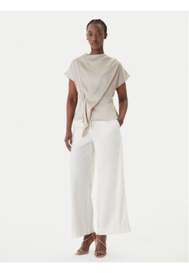 BOSS Spodnie materiałowe C_Tahilone1 50561636 Beżowy Wide Leg. Kolor: beżowy. Materiał: bawełna