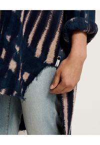 ONETEASPOON - Koszula Santorini Tie Dye. Kolor: niebieski. Materiał: jeans, bawełna. Długość rękawa: długi rękaw. Długość: długie. Wzór: haft, aplikacja. Styl: boho #3