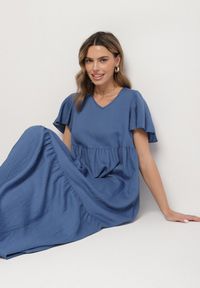 Born2be - Niebieska Sukienka z Wiskozy o Rozkloszowanym Kroju Nattalana. Okazja: na co dzień. Kolor: niebieski. Materiał: wiskoza. Typ sukienki: rozkloszowane. Styl: klasyczny, casual #7