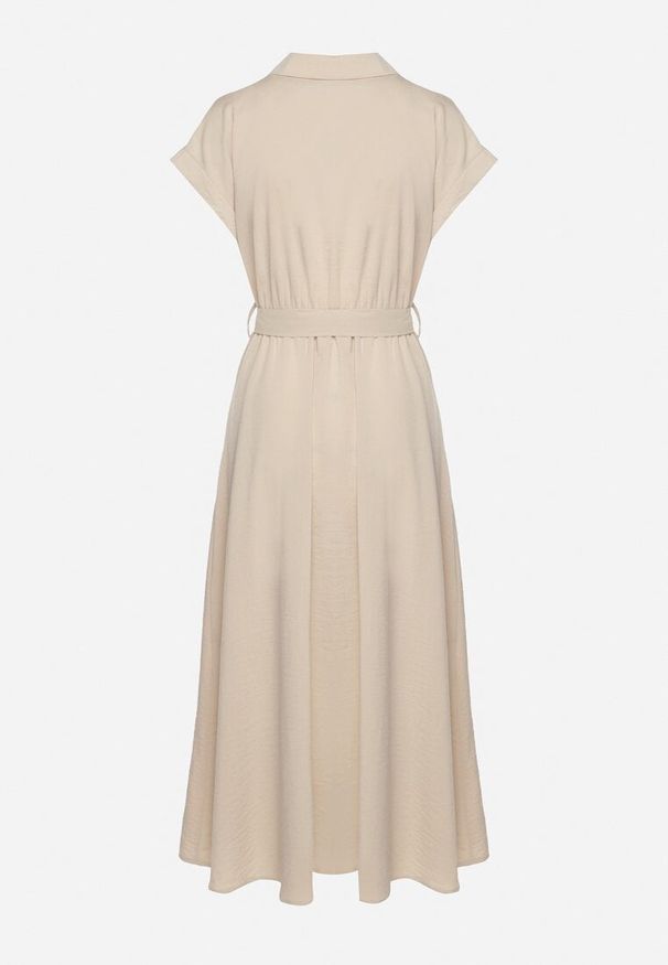 Born2be - Beżowa Koszulowa Sukienka Zapinana na Guziki z Materiałowym Paskiem Moaxel. Kolor: beżowy. Materiał: materiał. Długość rękawa: krótki rękaw. Typ sukienki: koszulowe. Styl: elegancki