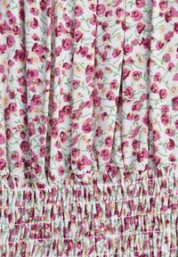 Born2be - Biało-Czerwona Sukienka Hiszpanka z Bawełny z Gumką w Pasie Viliana. Okazja: na co dzień, na spacer. Typ kołnierza: dekolt hiszpanka. Kolor: czerwony. Materiał: bawełna. Długość rękawa: krótki rękaw. Sezon: lato. Styl: elegancki, casual #3