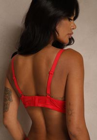 Renee - Czerwony Biustonosz Ozdobiony Koronką i Kokardkami Sellene. Kolor: czerwony. Materiał: koronka. Wzór: koronka, aplikacja #4