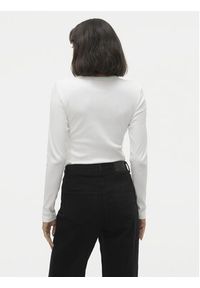 Vero Moda Bluzka Chloe 10306897 Biały Slim Fit. Kolor: biały. Materiał: bawełna #6