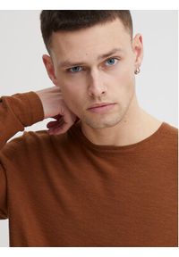 Blend Sweter 20715134 Brązowy Slim Fit. Kolor: brązowy. Materiał: bawełna #4