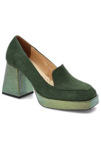 Zielone Półbuty Armodo Damskie Eleganckie Buty. Zapięcie: bez zapięcia. Kolor: zielony. Szerokość cholewki: normalna. Wzór: aplikacja. Materiał: zamsz, skóra. Sezon: wiosna. Obcas: na obcasie. Styl: elegancki. Wysokość obcasa: średni