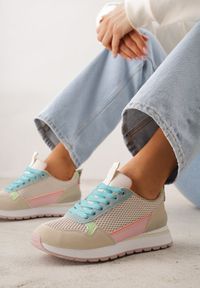 Renee - Beżowe Sneakersy z Siateczką i Modnymi Wstawkami Corona. Okazja: na co dzień. Kolor: beżowy. Materiał: jeans #2