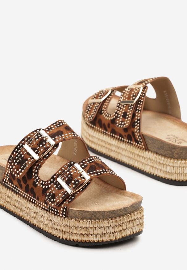 Renee - Panterkowe Klapki z Regulowanymi Paskami na Grubej Podeszwie z Plecionką Udiriva. Okazja: na co dzień. Materiał: jeans. Wzór: ażurowy, paski. Sezon: lato. Styl: casual, boho, elegancki