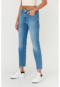 7 FOR ALL MANKIND Błękitne jeansy damskie RELAXED SKINNY. Kolor: niebieski