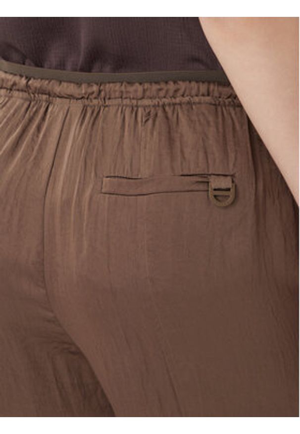 Marella Spodnie materiałowe Bronzo 2613131085 Brązowy Relaxed Fit. Kolor: brązowy. Materiał: acetat