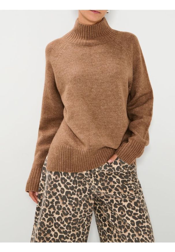 Sinsay - Sweter ze stójką - brązowy. Typ kołnierza: kołnierzyk stójkowy. Kolor: brązowy