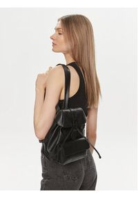 Furla Plecak Flow S Backpack WB01084-BX2045-O6000-1020 Czarny. Kolor: czarny. Materiał: skóra #4