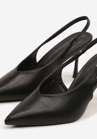 Born2be - Czarne Sandały Vices na Szpilce z Noskiem w Szpic Tilvianea. Okazja: na co dzień. Kolor: czarny. Materiał: jeans, satyna. Obcas: na szpilce. Styl: wizytowy, elegancki, casual. Wysokość obcasa: średni #6