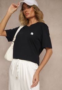 Renee - Granatowa Bawełniana Koszulka T-shirt z Małym Słonikiem Laniriel. Okazja: na co dzień. Kolor: niebieski. Materiał: bawełna. Styl: klasyczny, elegancki, casual #3