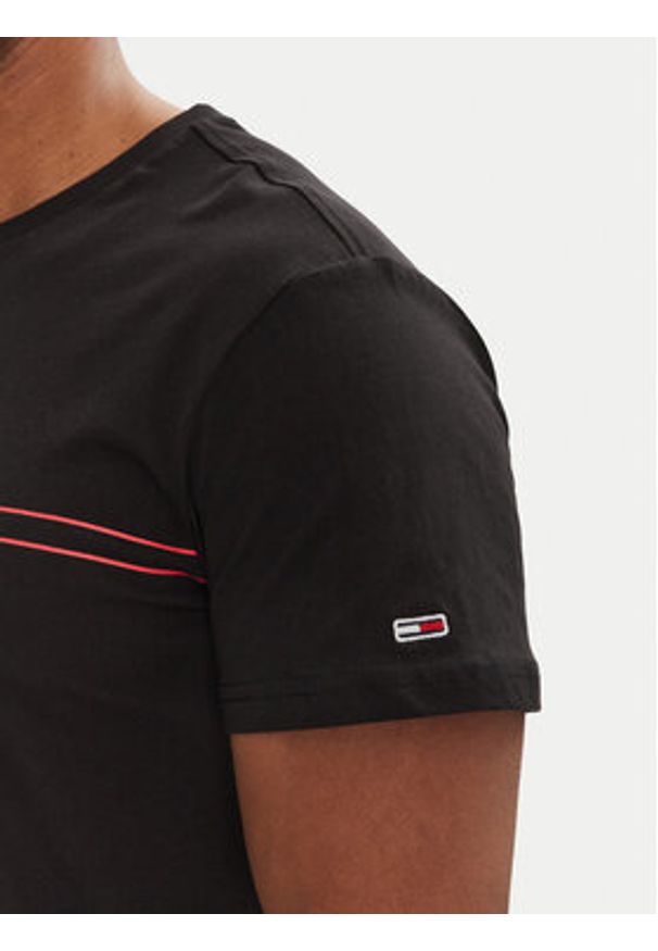 Tommy Jeans T-Shirt Entry Graphic DM0DM20779 Czarny Slim Fit. Kolor: czarny. Materiał: bawełna