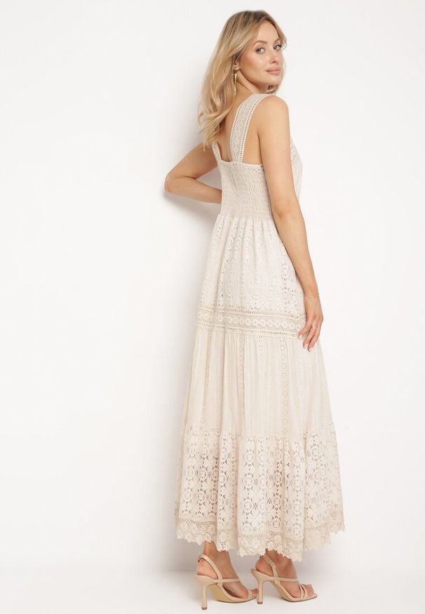 Born2be - Beżowa Koronkowa Sukienka na Szerokich Ramiączkach z Falbanką Disella. Okazja: na spacer. Kolor: beżowy. Materiał: koronka. Długość rękawa: na ramiączkach. Styl: elegancki