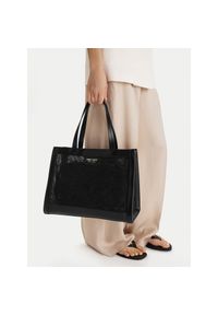 Torebka Nine West. Kolor: czarny. Styl: street #1