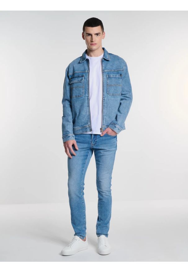 Big-Star - Jeansy męskie skinny jasnoniebieskie Deric 238. Okazja: na co dzień. Stan: obniżony. Kolor: niebieski. Styl: klasyczny, elegancki, casual