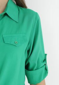 Born2be - Zielona Wiązana Koszula z Podpinanymi Rękawami z Wiskozy Rosina. Kolor: zielony. Materiał: wiskoza #5
