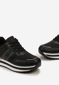Born2be - Czarne Sznurowane Sneakersy na Grubej Podeszwie z Połyskującymi Wstawkami Verinatte. Zapięcie: pasek. Kolor: czarny. Materiał: materiał. Szerokość cholewki: normalna. Wzór: paski, aplikacja
