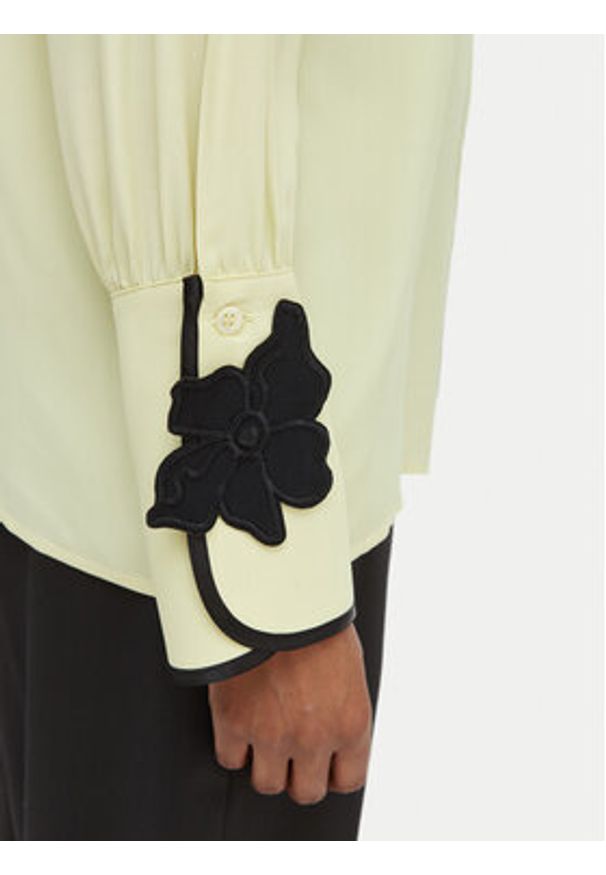 SIMONA CORSELLINI - Simona Corsellini Koszula P26CPCA01301 Zielony jasny Regular Fit. Kolor: zielony. Materiał: acetat